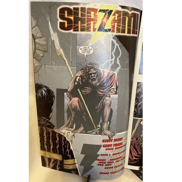 Justice League Vol 2 #0 SHAZAM! 2012 Gary Frank Cover Geoff Johns Writer - Picture 3 of 11